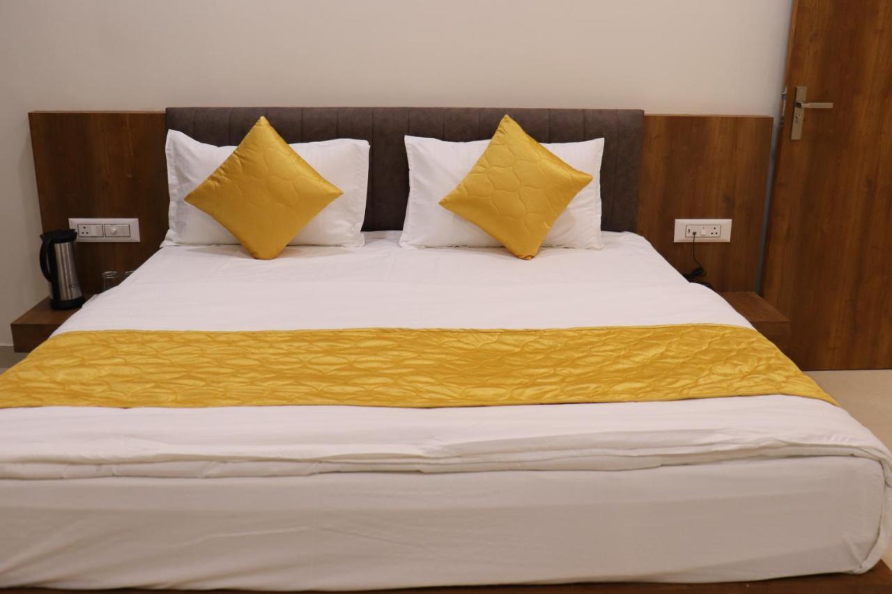Hotel Jmb Dzsódhpur Kültér fotó